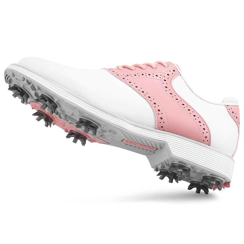 Golf sports shoes are non slip - Golf Equipment Rental 리뷰 및 가격